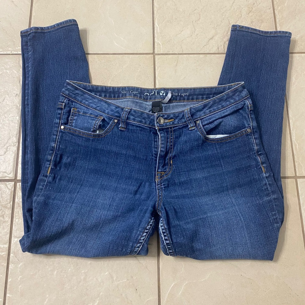 Apt 9 Women's Medium Blue Slim Capri Jeans Stretch Denim‎ Size 10